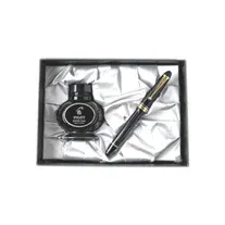 Pilot Custom 823 Black Fountain Pen - pen-script